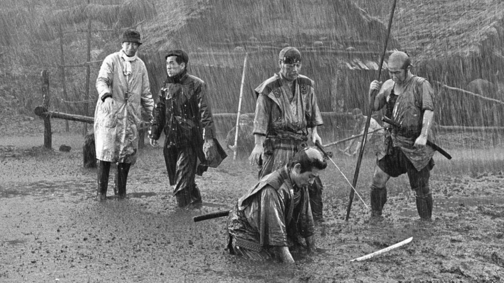I sette samurai è un manuale di grande cinema, in cerca di pace e speranza tra le ceneri della Guerra 2 I sette samurai film recensione