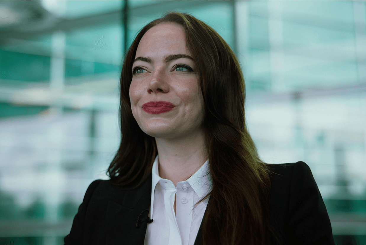 Bugonia Bugonia recensione