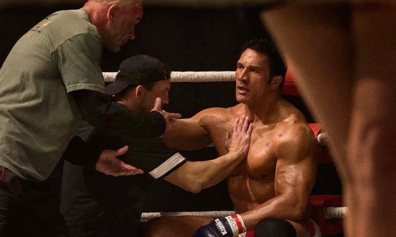 The Smashing Machine: la dedica personale di Benny Safdie alla leggenda della UFC 1 The Smashing Machine, il film di Benny Safdie presentato in Concorso a Venezia 82 con Dwayne Johnson nei panni di Mark Kerr.