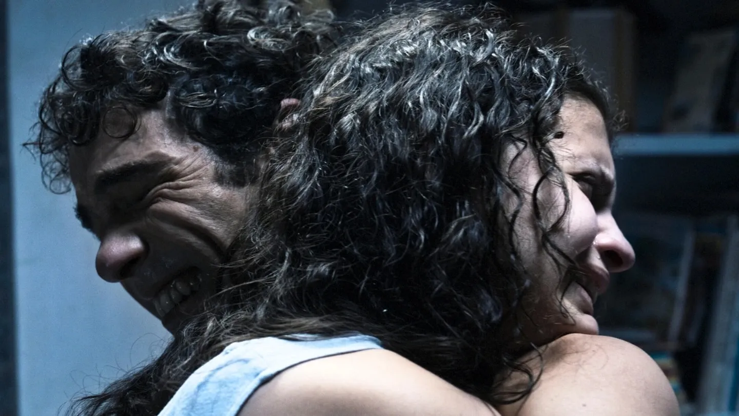 Alpha: trailer italiano del film di Julia Ducournau 1 alpha alpha trailer